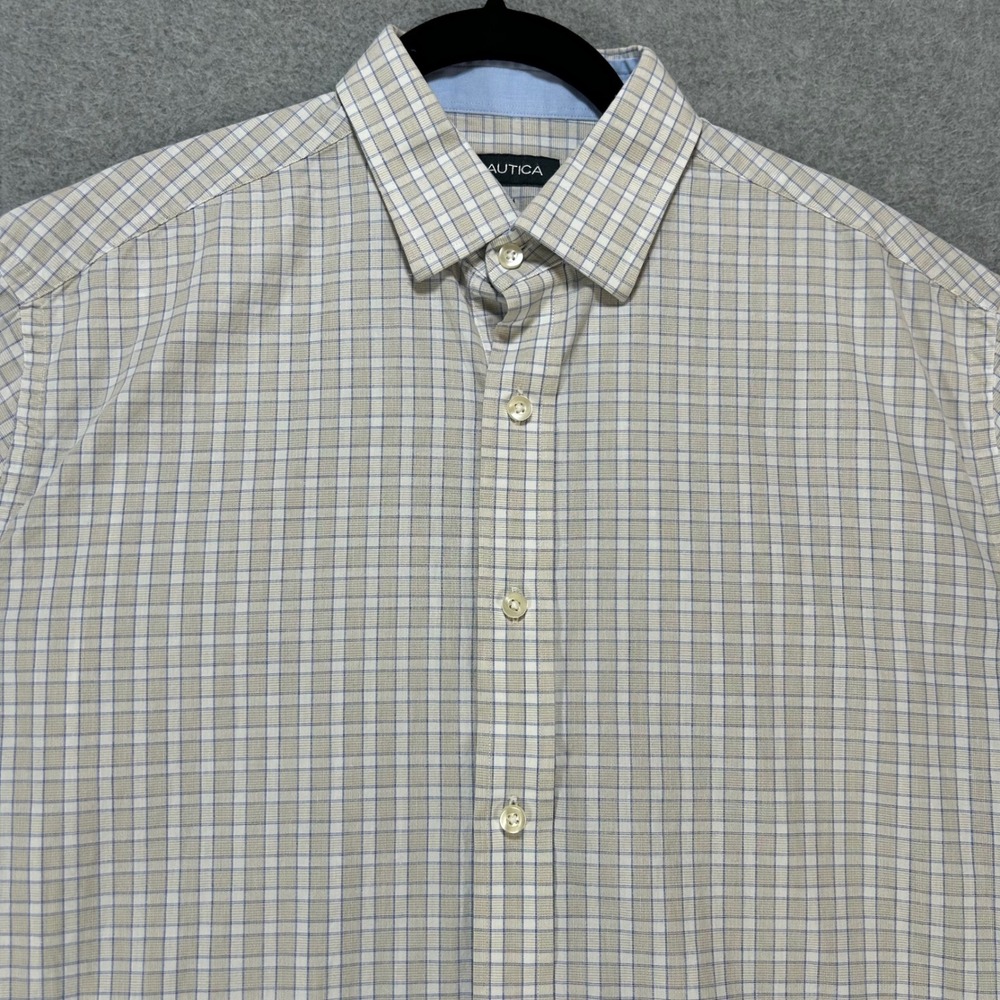 Nautica Button Down Shirt Mens Medium Tan Plaid Preppy Classic